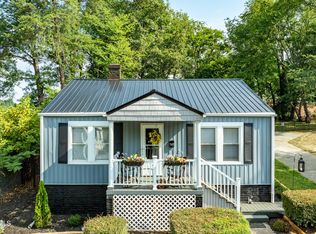 908 Wilson Ave, Johnson City, TN 37604