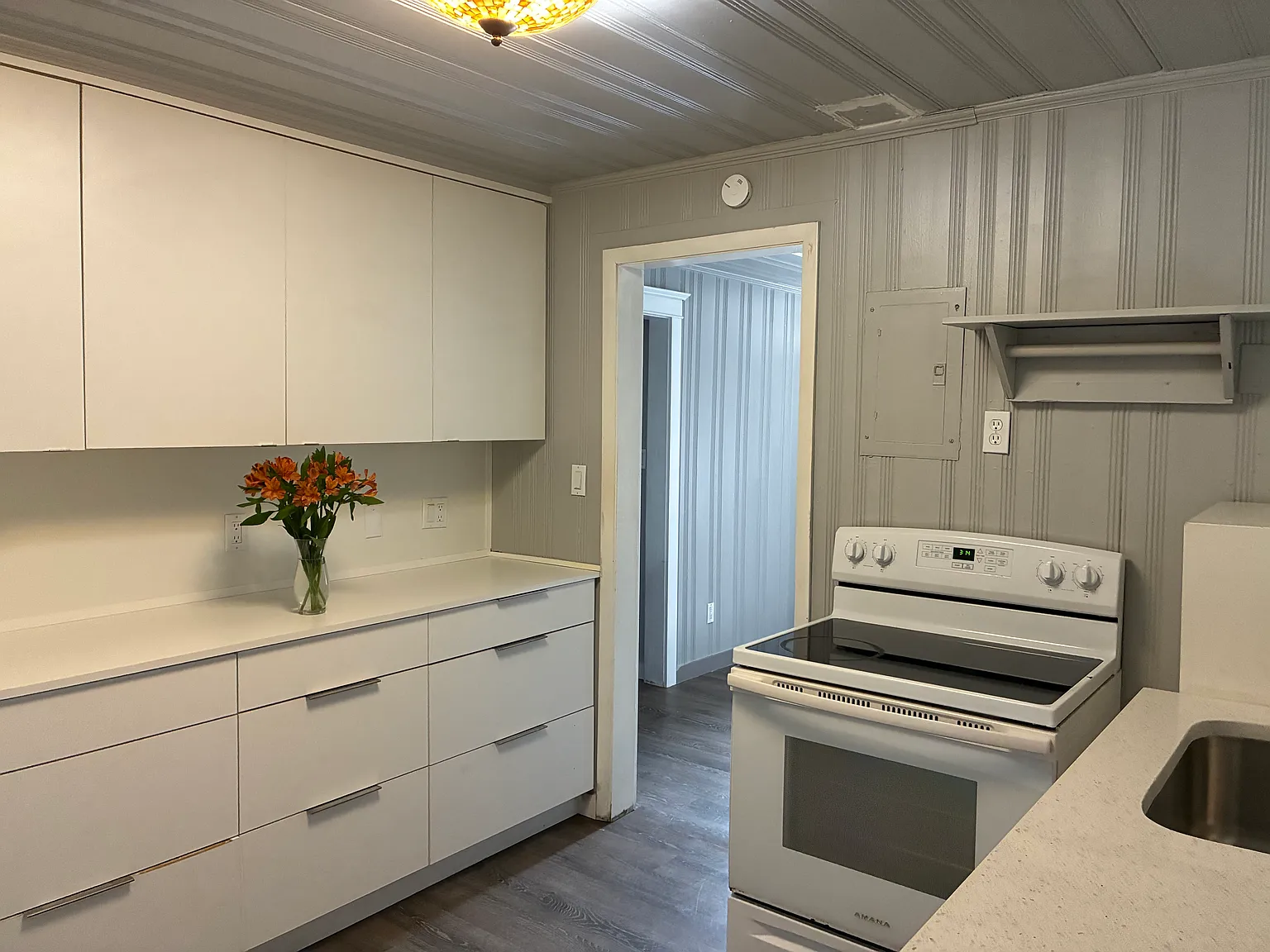 1 bed, 500 sqft, $1,800 — Photo 3