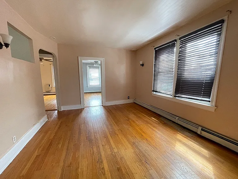 15-41 124th St #2R — Photo 5