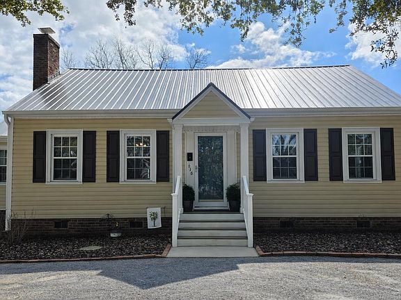 2nd image of 616 Marshview Ln.