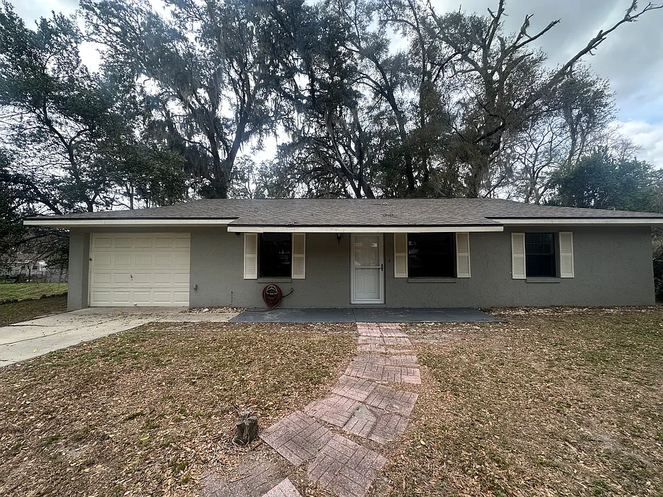 3236 NE 17th Ave