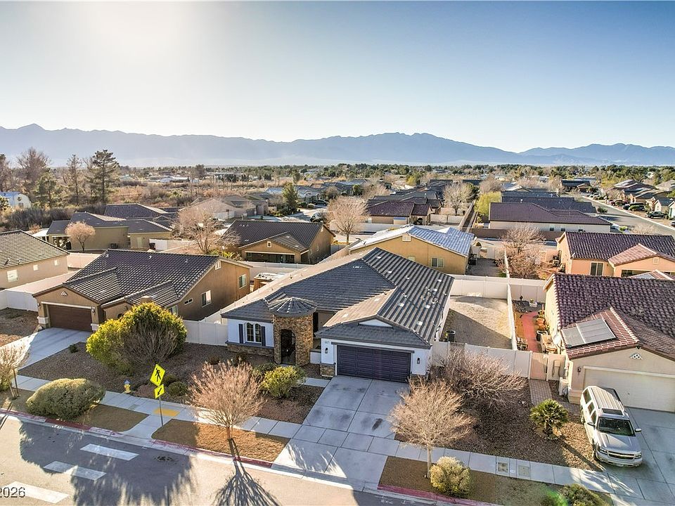 1st image of 6452 Centennial Rd