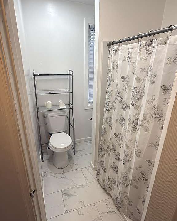 1st image of 2032 Kensington St