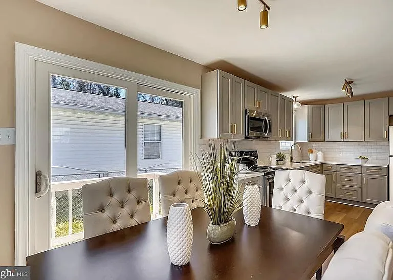 731 Opus Ave — Photo 14