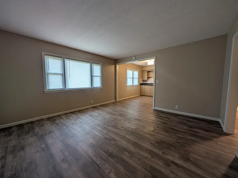216 W 8th Ave #2 — Photo 17