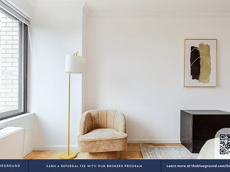 985 5th Ave #21B — Photo 29