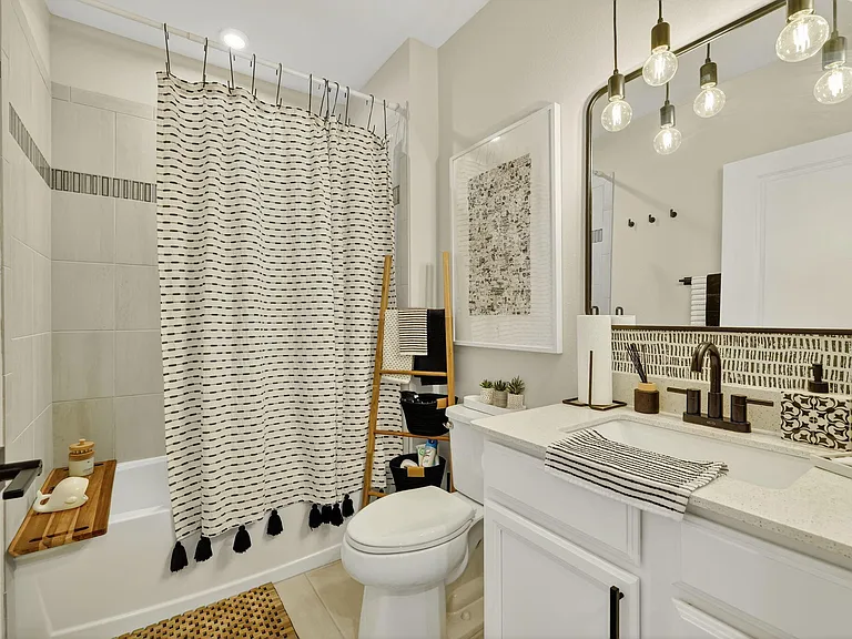 3518 Carriage Pointe Cir — Photo 16
