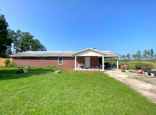 251 Stanley Dr, Wewahitchka, FL 32465