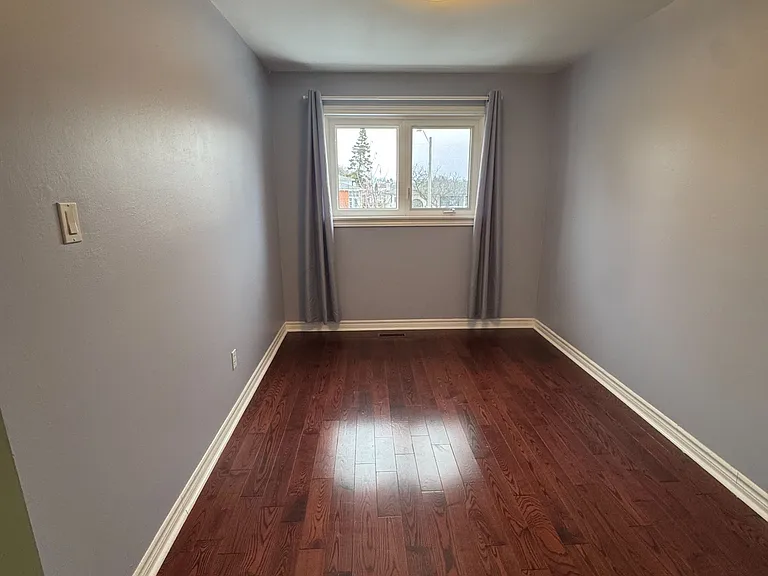 1025 Blairholm Ave #-UPPER LEVEL — Photo 13