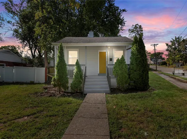 8426 Orchard Ave, Saint Louis, MO 63132