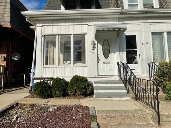 223 Raymond St Unit 1, Reading, PA 19605