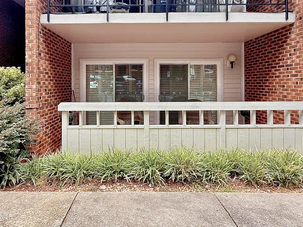 4709 Edwards Mill Rd APT D, Raleigh, NC 27612
