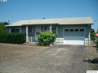 1950 Sallal Rd, Woodburn, OR 97071