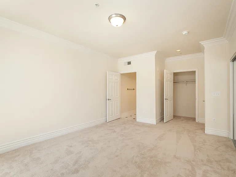 4500 Ledge — Photo 8