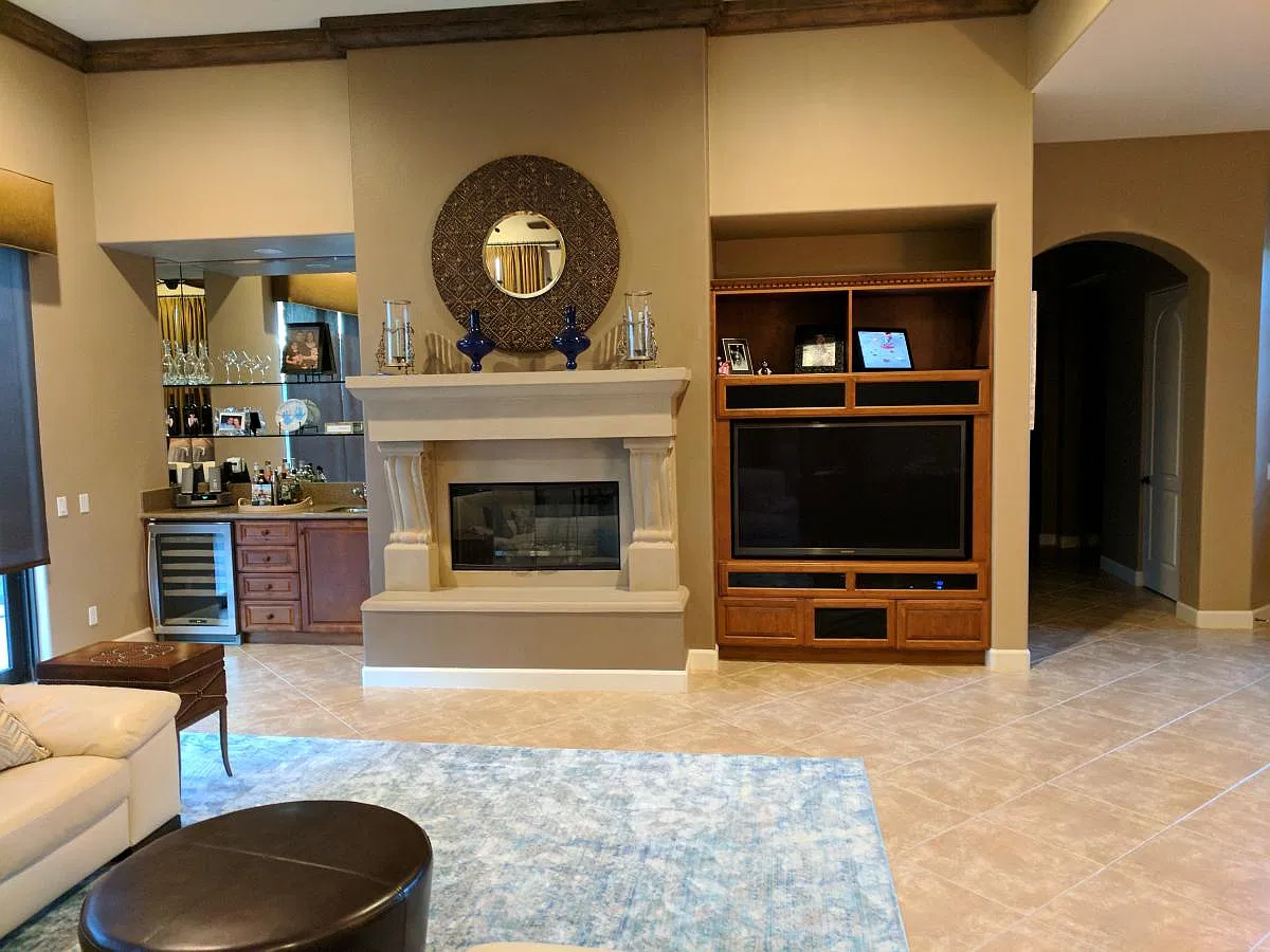 4 bed, 4.5 bath, 3174 sqft, $6,500 — Photo 3