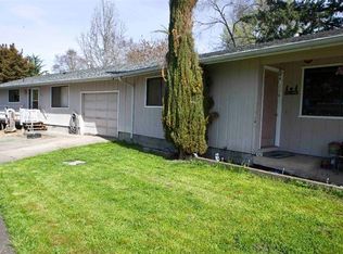 800 S Shasta Ave, Eagle Pt, OR 97524