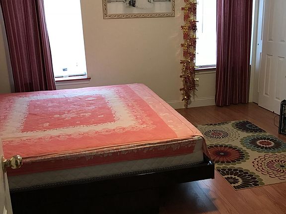 3rd image of 1330 S 9th St Floor 23