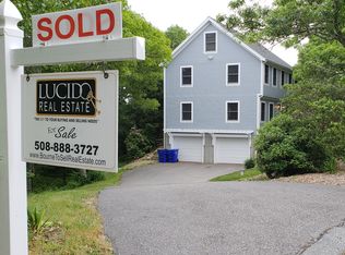 5 Sea Ln, Bourne, MA 02532