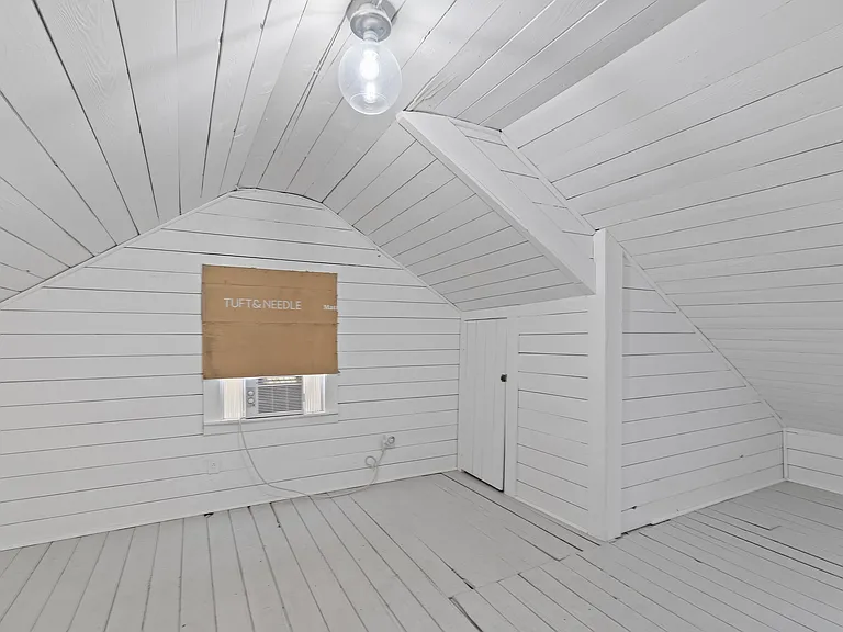 2728 Anderson Dr — Photo 26