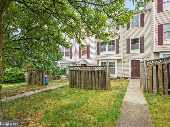 3238 Tapestry Cir, Burtonsville, MD 20866