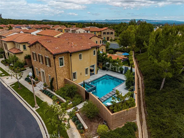 58 Riverboat, Irvine, CA 92602