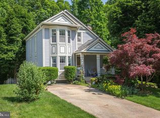 3084 Fennegan Ct, Woodbridge, VA 22192