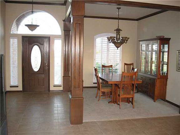 2nd image of 8953 Dickerson Ln