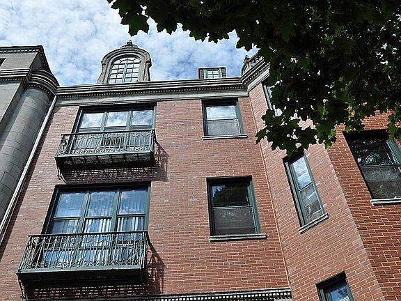 4th image of 4605 N Hermitage Ave #314