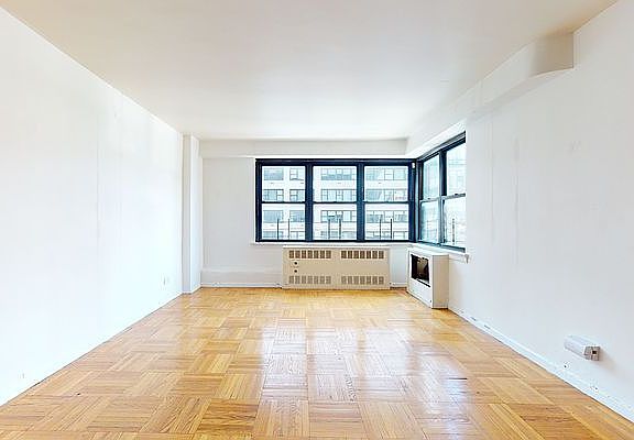 2nd image of 399 E 72nd St APT 4B