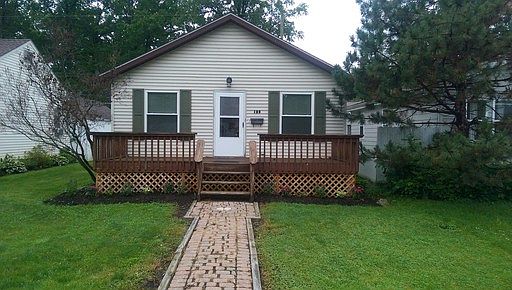 1st image of 128 Lakewood Dr