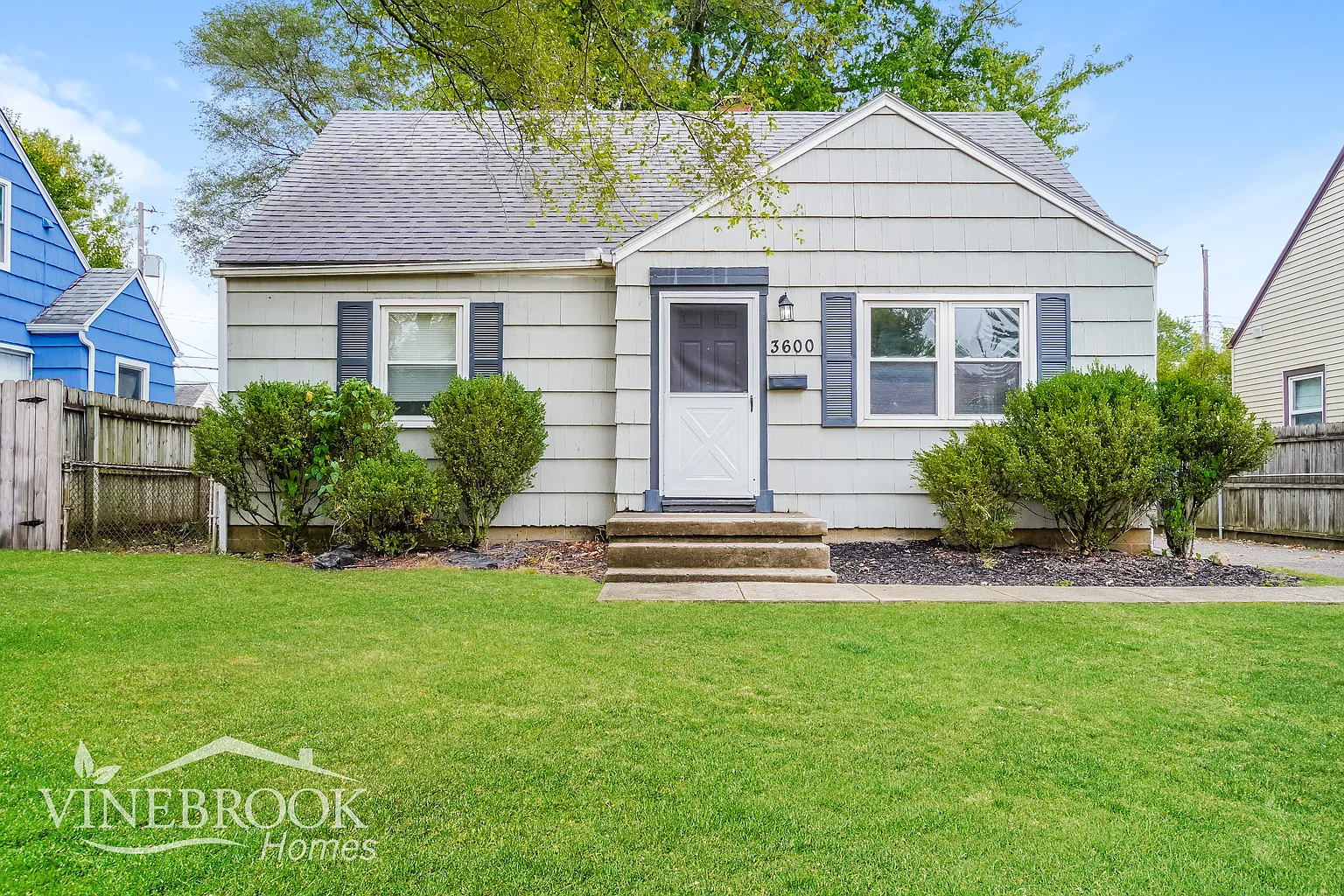 3600 Medina Ave photo 1