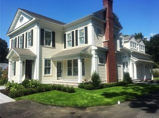 86 E Wharf Rd, Madison, CT 06443