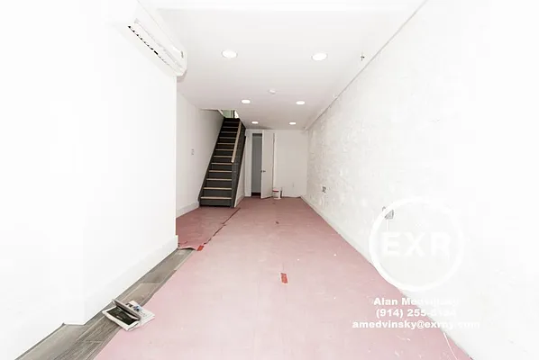 Rented by EXR | media 21