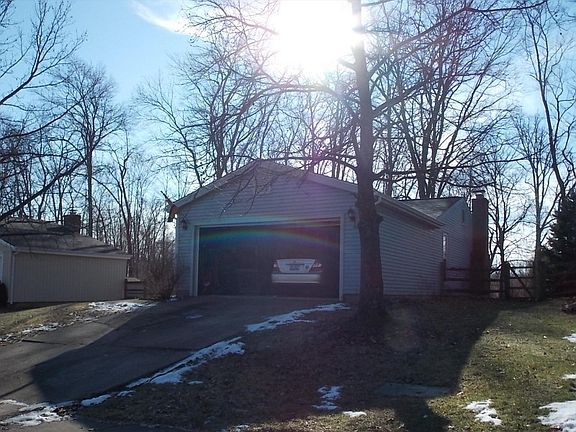 3rd image of 3001 Kingsley Ct
