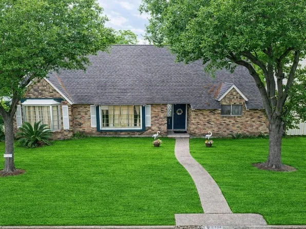 2310 Fenwood Dr, Pasadena, TX 77502