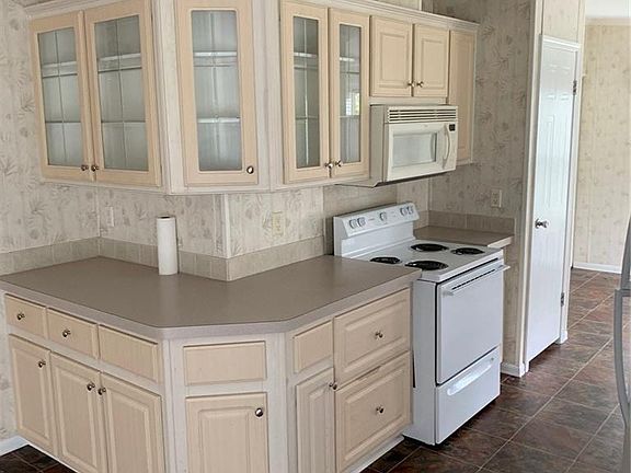 2nd image of 3186 N Whitewater Ter