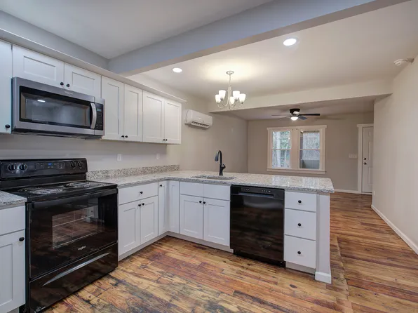 15 Opal St, Cartersville, GA 30120