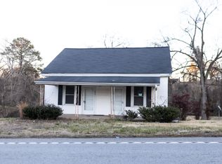 696 Arlington Rd, Greer, SC 29651