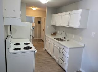 10440 156th St NW, Edmonton, AB T5P2R5