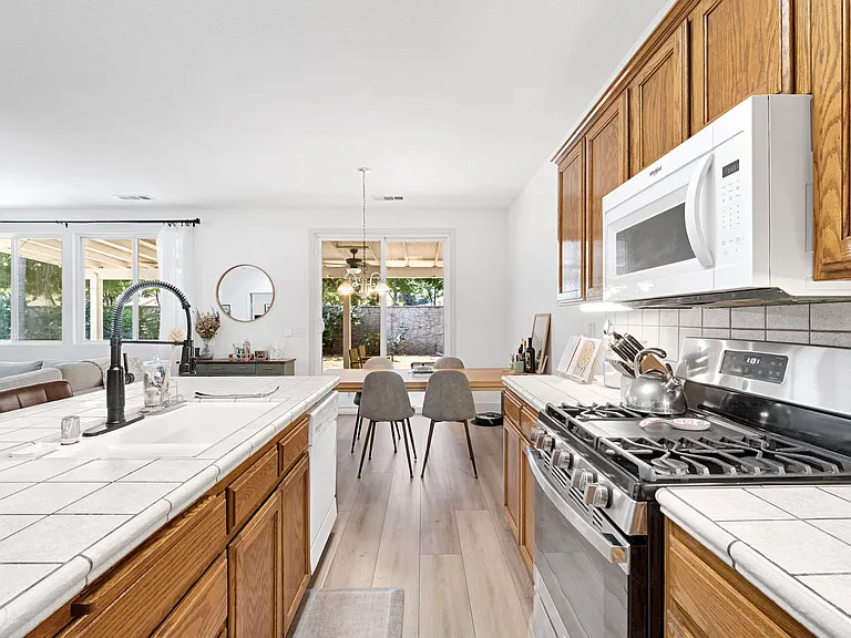 5921 W Babcock Ave — Photo 24
