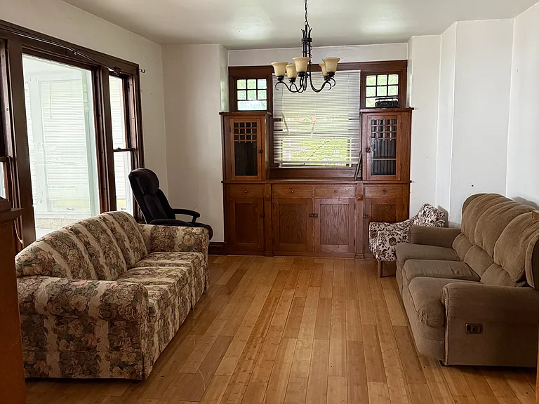 330 Lybrand St #1 — Photo 1
