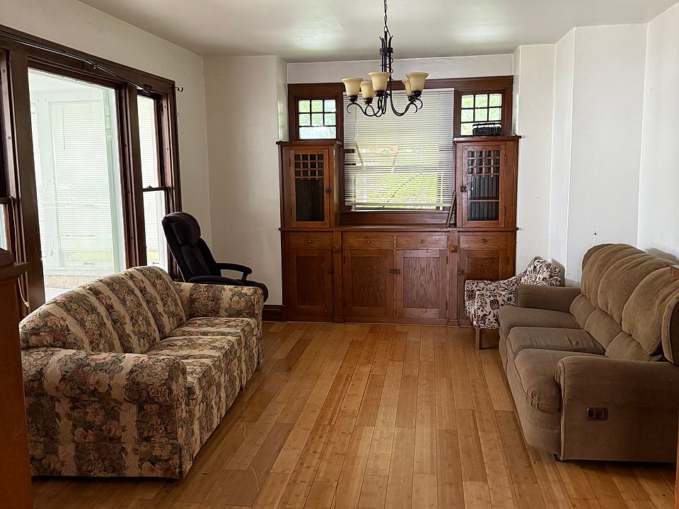 1st image of 330 Lybrand St Unit 1
