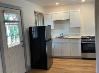 188 S Champlain St #2B, Burlington, VT 05401