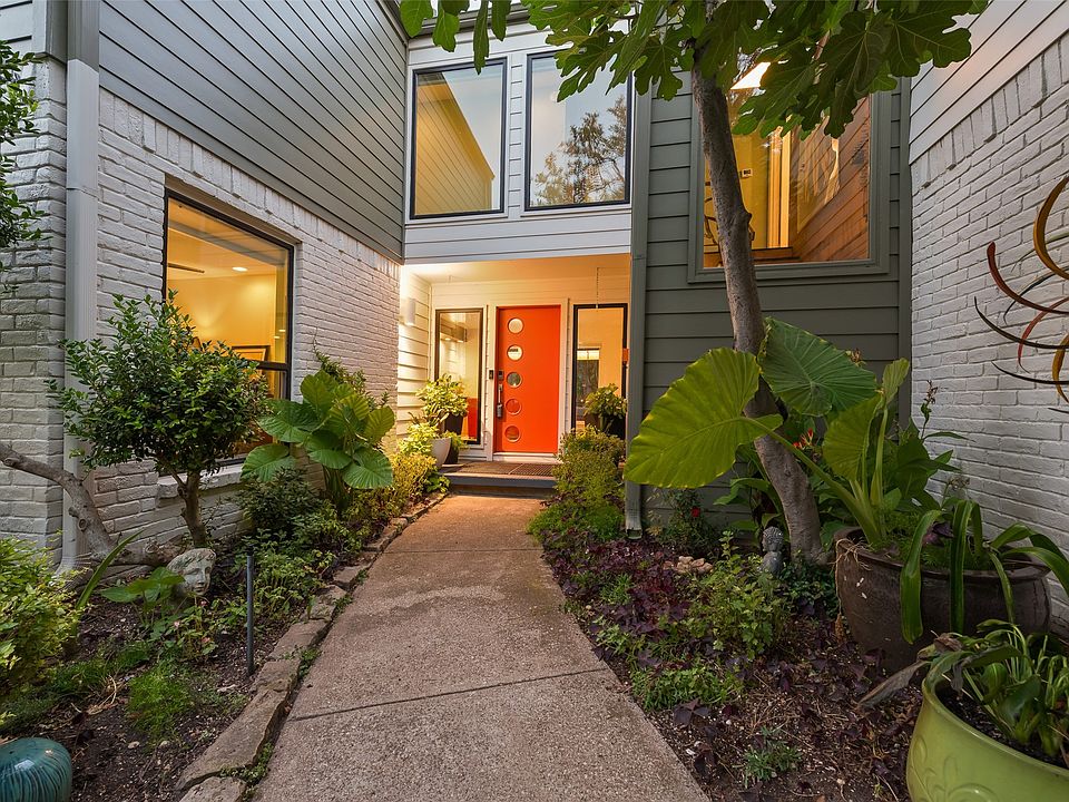 1st image of 3237 Sharpview Cir