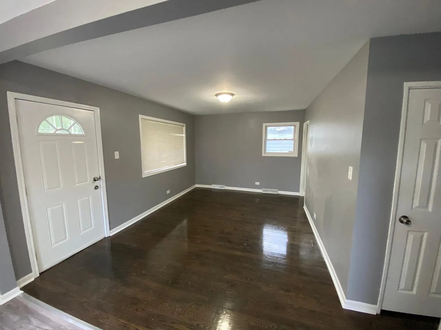 16541 Paulina St photo 1