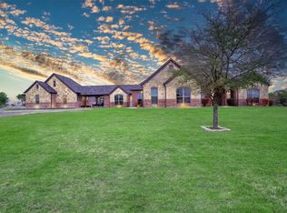 1701 W Main St, Lancaster, TX 75146