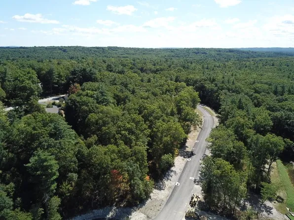 9 Charles Road #26, Merrimack, NH 03054