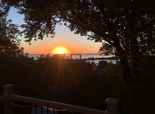 622 W 3rd St, Duluth, MN 55806