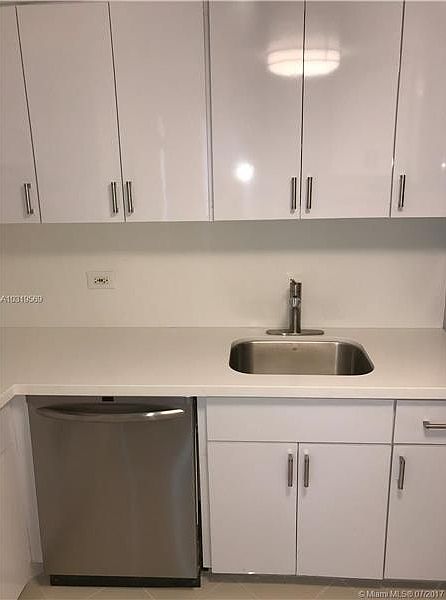 1st image of 825 Brickell Bay Dr #64