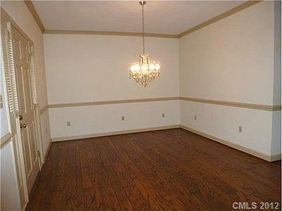 1st image of 802 Davie Ave